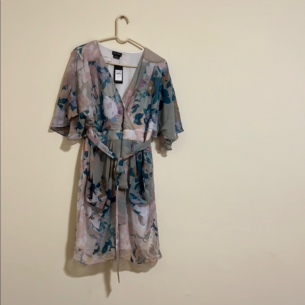 NEW City chic dress wrap dreamy Fl Floral Kimono Dress size S/16 - Picture 2 of 10